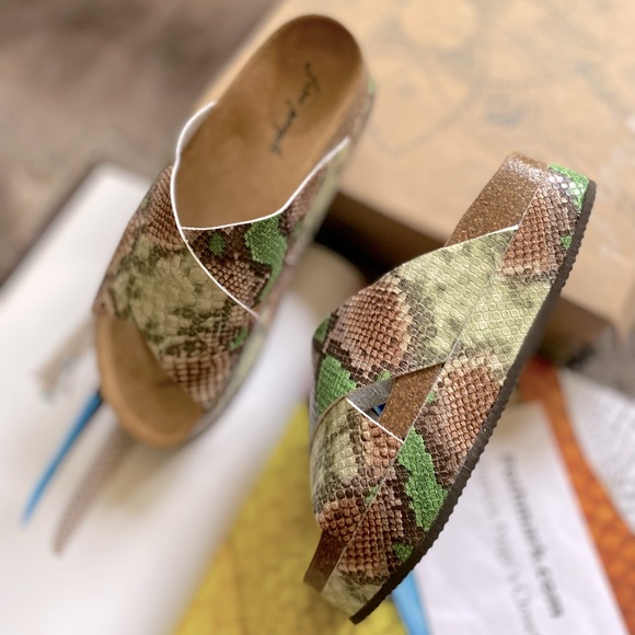 Free People Sidelines Flatform Sandals - Picture 9 of 13